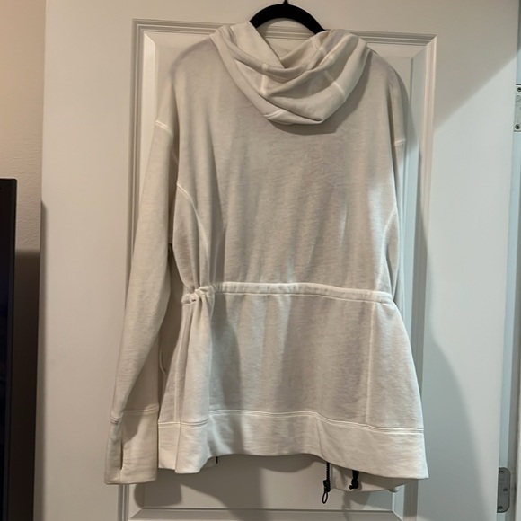 Fabletics Jacket - Picture 2 of 6